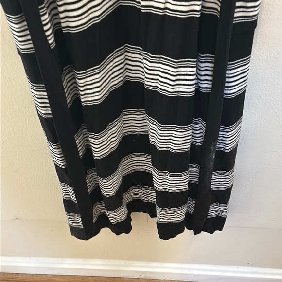 BCBGMaxAzria Black and Gray Striped Long Cardigan - Picture 7 of 7